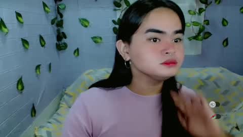 shimilove online show from February 17, 9:46 am