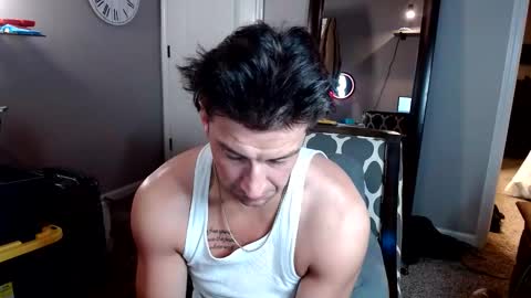 shimmyloe online show from November 7, 7:19 am