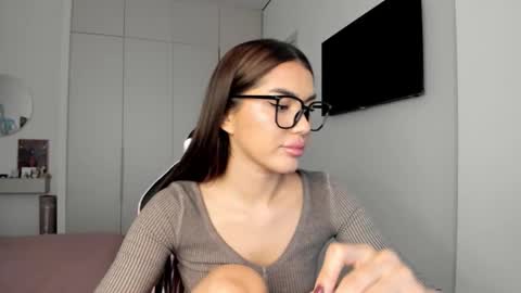 Shineel online show from February 16, 5:25 am