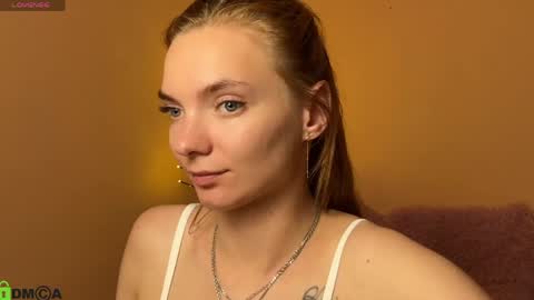 Alexis online show from May 4, 6:37 pm