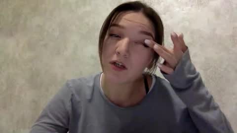 Jesica online show from December 4, 7:55 pm