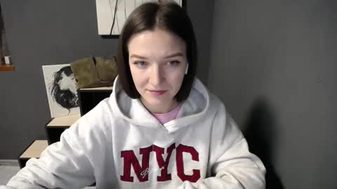 Jesica online show from February 18, 7:04 am