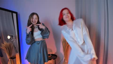 Snapshot of shiny_bell chatting on January 21, 7:17 pm Bell 3 Next broadcast online show from January 21, 7:17 pm