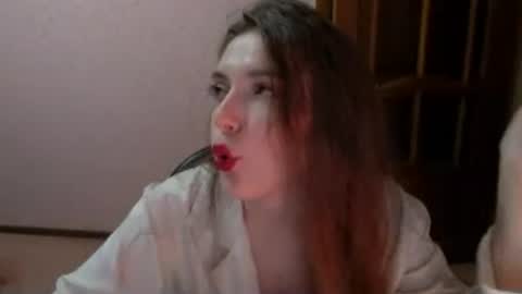 shiraha___rafieru online show from June 27, 8:14 pm