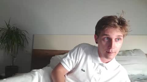 Snapshot of shirizo chatting on September 16, 9:27 pm Matthew online show from September 16, 9:27 pm