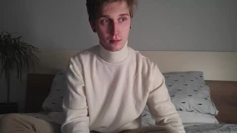 Snapshot of shirizo chatting on October 23, 8:51 pm Matthew online show from October 23, 8:51 pm