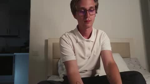 Snapshot of shirizo chatting on July 8, 6:34 pm Matthew online show from July 8, 6:34 pm