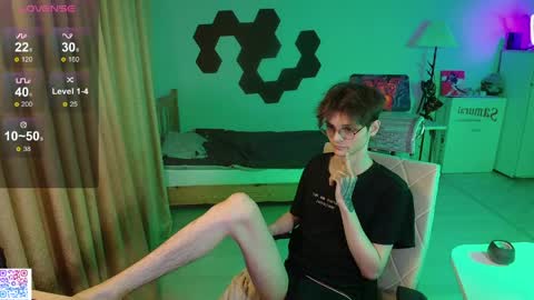 Snapshot of shiromy_ chatting on May 12, 9:34 pm shiromy_ online show from May 12, 9:34 pm