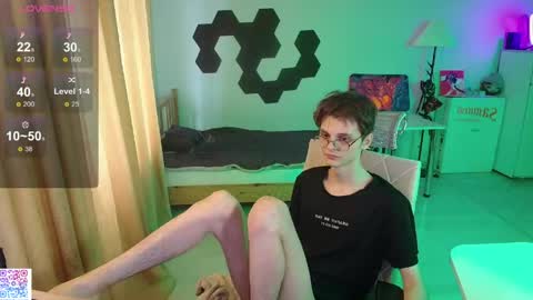 Snapshot of shiromy_ chatting on May 15, 5:47 am shiromy_ online show from May 15, 5:47 am