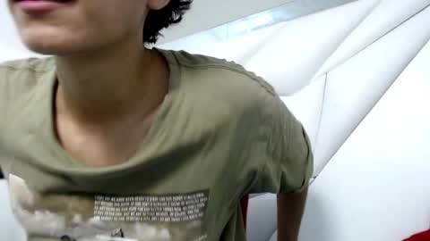 Snapshot of shirowitheb chatting on April 13, 12:32 pm SHIRO online show from April 13, 12:32 pm