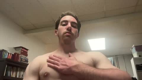 Snapshot of shirtlesshunk15 chatting on June 6, 1:54 am shirtlesshunk15 online show from June 6, 1:54 am
