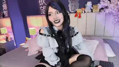 Snapshot of shizuko___ chatting on June 18, 9:08 pm Valentina online show from June 18, 9:08 pm
