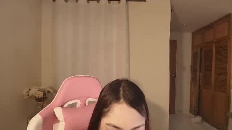 Snapshot of shkendall chatting on July 14, 2:34 pm kendal online show from July 14, 2:34 pm
