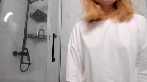 Snapshot of shoggothy chatting on October 26, 2:01 pm Agatha online show from October 26, 2:01 pm