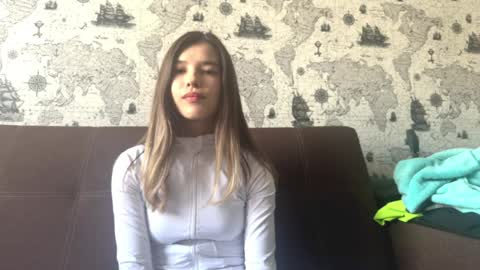 Jules online show from March 30, 10:05 am