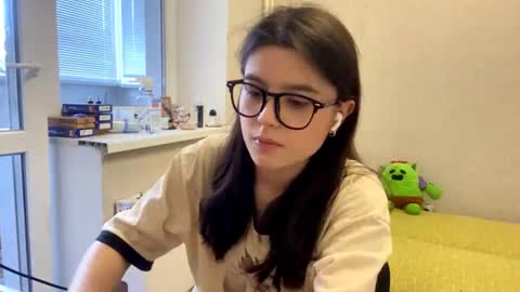 Marie online show from June 16, 2:30 pm