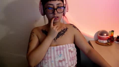 Snapshot of shopie_hank chatting on September 11, 5:18 am Shopie Hank online show from September 11, 5:18 am