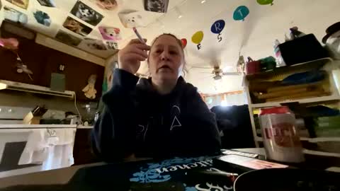 Snapshot of shorty920505 chatting on May 4, 8:49 pm shorty920505 online show from May 4, 8:49 pm