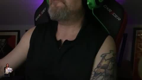 Snapshot of shotcaller411 chatting on January 29, 7:04 am shotcaller411 online show from January 29, 7:04 am