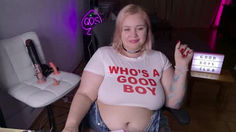 Mimi   online show from April 30, 8:57 pm