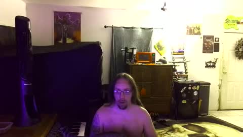 shredmancer online show from May 7, 1:55 am