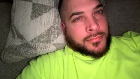 Snapshot of shubby420 chatting on November 21, 12:48 pm YeahBoi420 online show from November 21, 12:48 pm