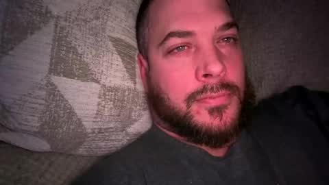 Snapshot of shubby420 chatting on November 29, 12:19 pm YeahBoi420 online show from November 29, 12:19 pm