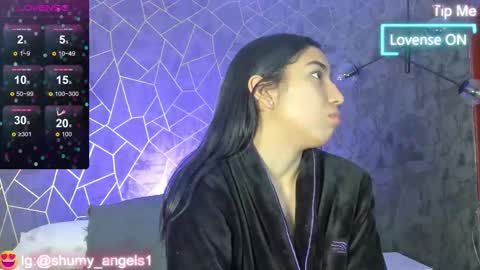 Snapshot of shumy_angels chatting on October 15, 6:08 pm ZUMY ANGELS online show from October 15, 6:08 pm