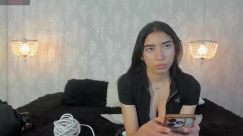 Snapshot of shumy_angels chatting on October 20, 4:35 am ZUMY ANGELS online show from October 20, 4:35 am