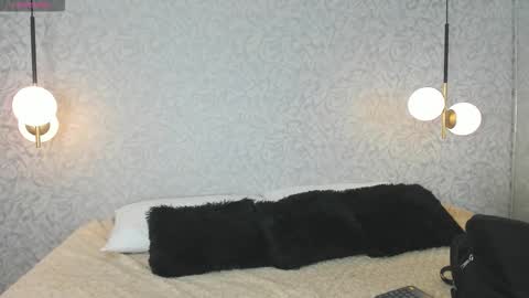 Snapshot of shumy_angels chatting on November 8, 4:45 am ZUMY ANGELS online show from November 8, 4:45 am