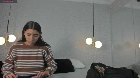 Snapshot of shumy_angels chatting on December 3, 4:31 am ZUMY ANGELS online show from December 3, 4:31 am