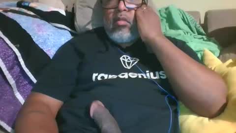 Snapshot of shy333 chatting on October 22, 4:35 am SHY333 online show from October 22, 4:35 am