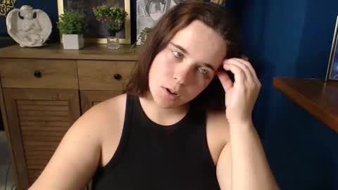 shy_lil online show from September 11, 1:11 pm