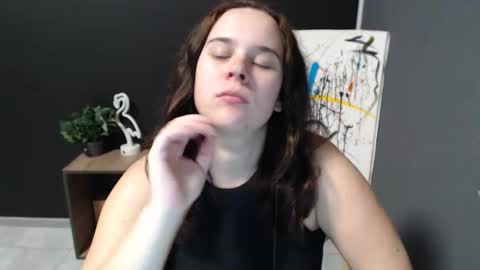 shy_lil online show from October 30, 2:51 pm