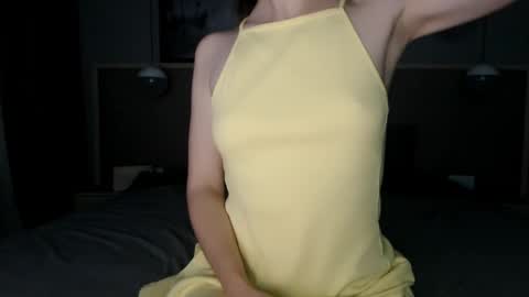 Snapshot of shy_schoolgirl_ chatting on September 14, 9:03 pm shy_schoolgirl_ online show from September 14, 9:03 pm