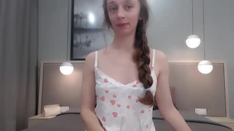 Snapshot of shy_schoolgirl_ chatting on November 15, 3:30 pm shy_schoolgirl_ online show from November 15, 3:30 pm