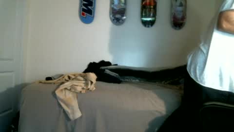 Snapshot of shyboyhugecum2020 chatting on July 1, 3:41 am shyboyhugecum2020 online show from July 1, 3:41 am