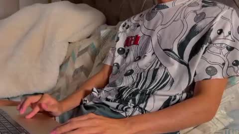 Snapshot of shydude666 chatting on February 24, 10:25 pm shydude666 online show from February 24, 10:25 pm