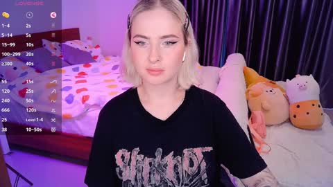 Effie online show from December 11, 7:42 am