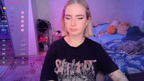 Effie online show from February 18, 10:03 pm