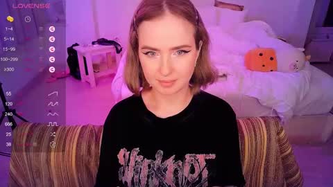 Effie online show from March 5, 2:12 pm