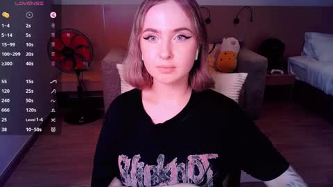 Effie online show from March 10, 8:01 pm