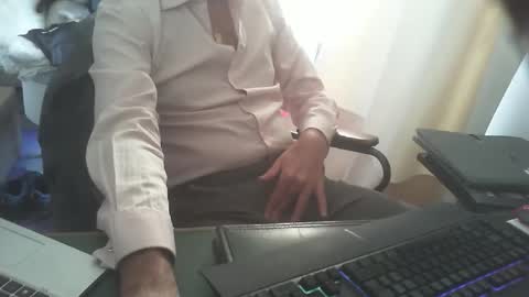 shyfrenchcock online show from November 27, 2:08 pm