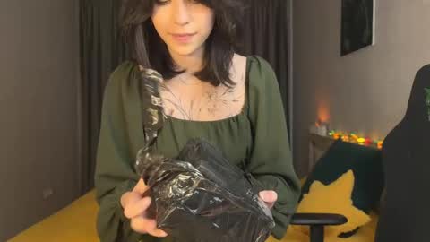 Snapshot of shygaze chatting on December 16, 1:54 am shygaze online show from December 16, 1:54 am