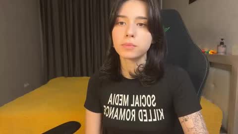 Snapshot of shygaze chatting on December 19, 12:17 am shygaze online show from December 19, 12:17 am