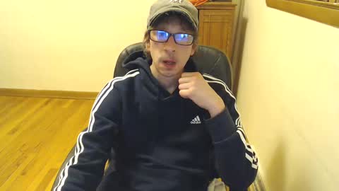 shyguy19755 online show from December 21, 7:13 am