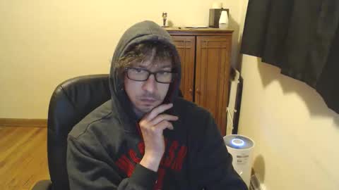 shyguy19755 online show from February 5, 8:19 am