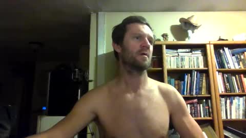 Snapshot of shyguy9387 chatting on February 25, 4:24 am shyguy9387 online show from February 25, 4:24 am