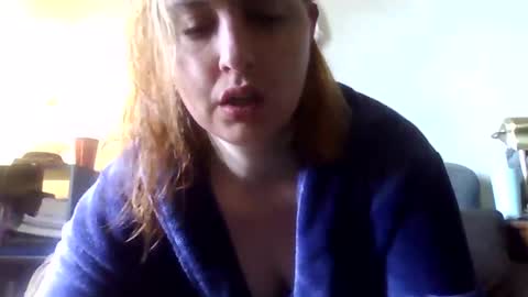 Snapshot of shylee538825 chatting on November 2, 3:03 pm shylee538825 online show from November 2, 3:03 pm