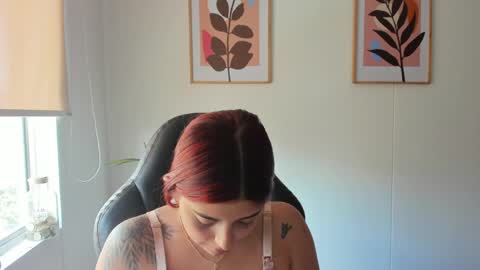 shylittlebunny online show from May 20, 4:57 pm